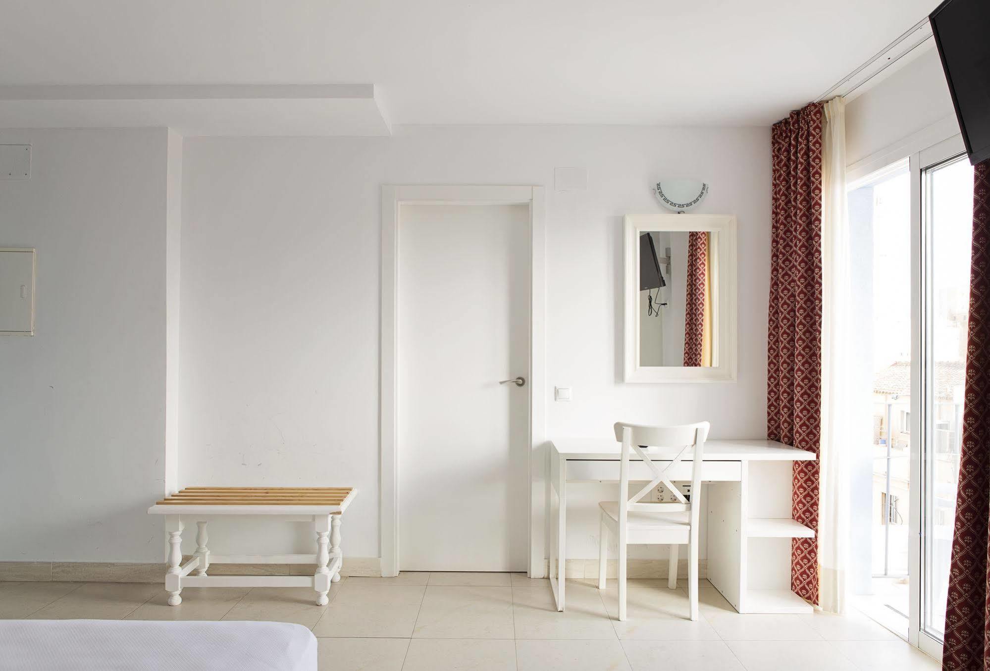 Hotel Eliseos Málaga Exterior foto